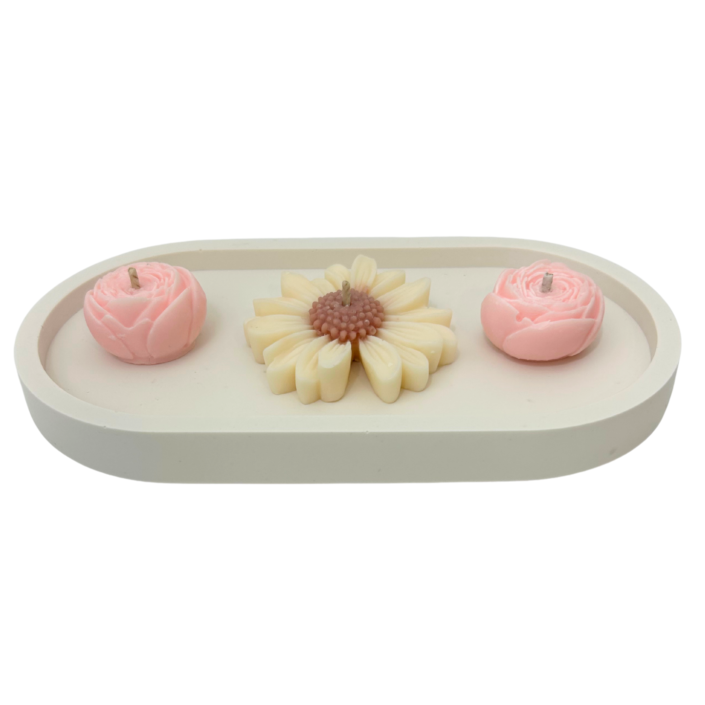 ECO-FRIENDLY DAISY SOY WAX PILLAR CANDLES